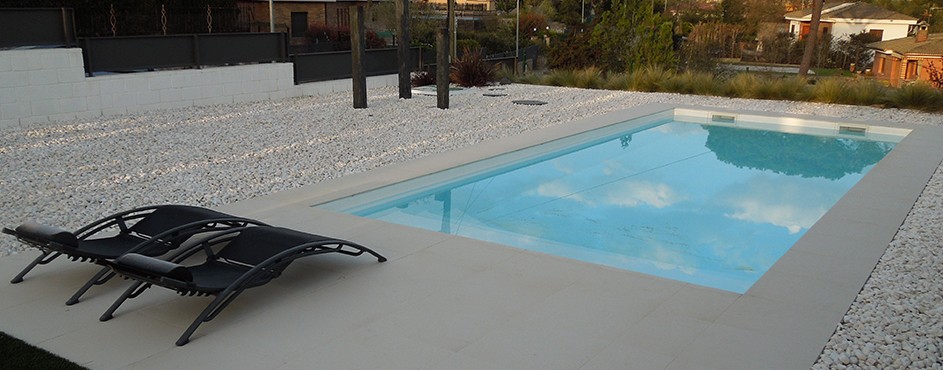 Installation piscine Bizannet